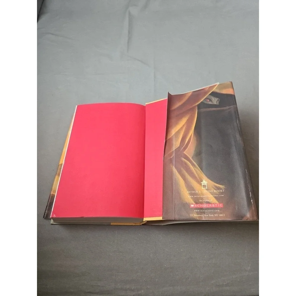 Harry Potter and the Deathly Hallows 1st Edition book‎ First Printing 759 pages
